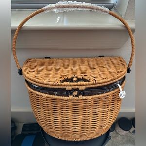 Princess House wall/carry basket! Item #2148